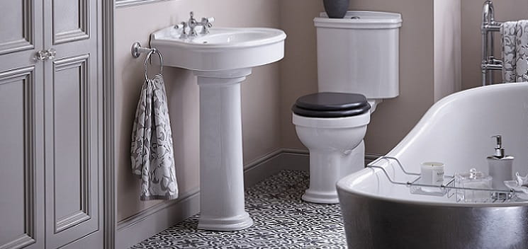 Claverton Basin and WC with Holywell Metallic Effect Bath